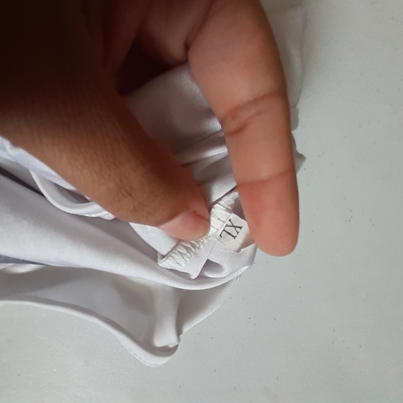 Sold - Picture 3 of 5